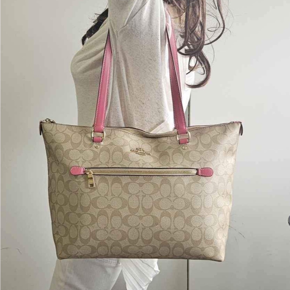Coach Signature Coated Canvas tan /Pink Tote bag